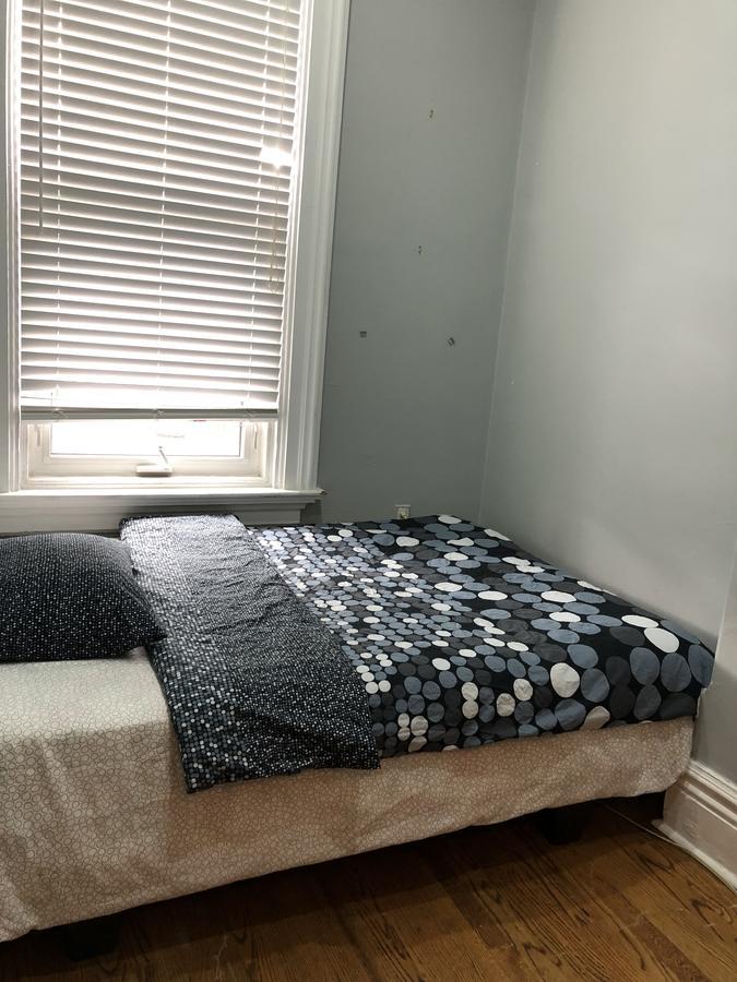 Guest House On The Carlton Street. Toronto Ngoại thất bức ảnh
