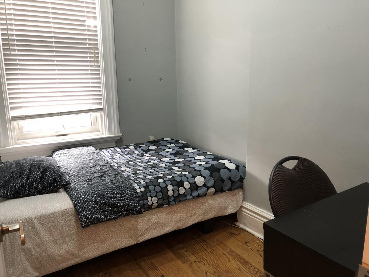 Guest House On The Carlton Street. Toronto Ngoại thất bức ảnh