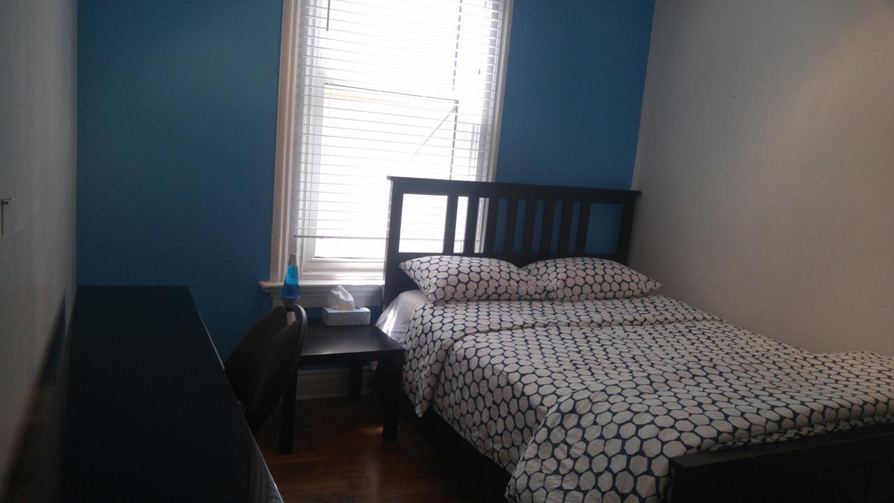Guest House On The Carlton Street. Toronto Ngoại thất bức ảnh