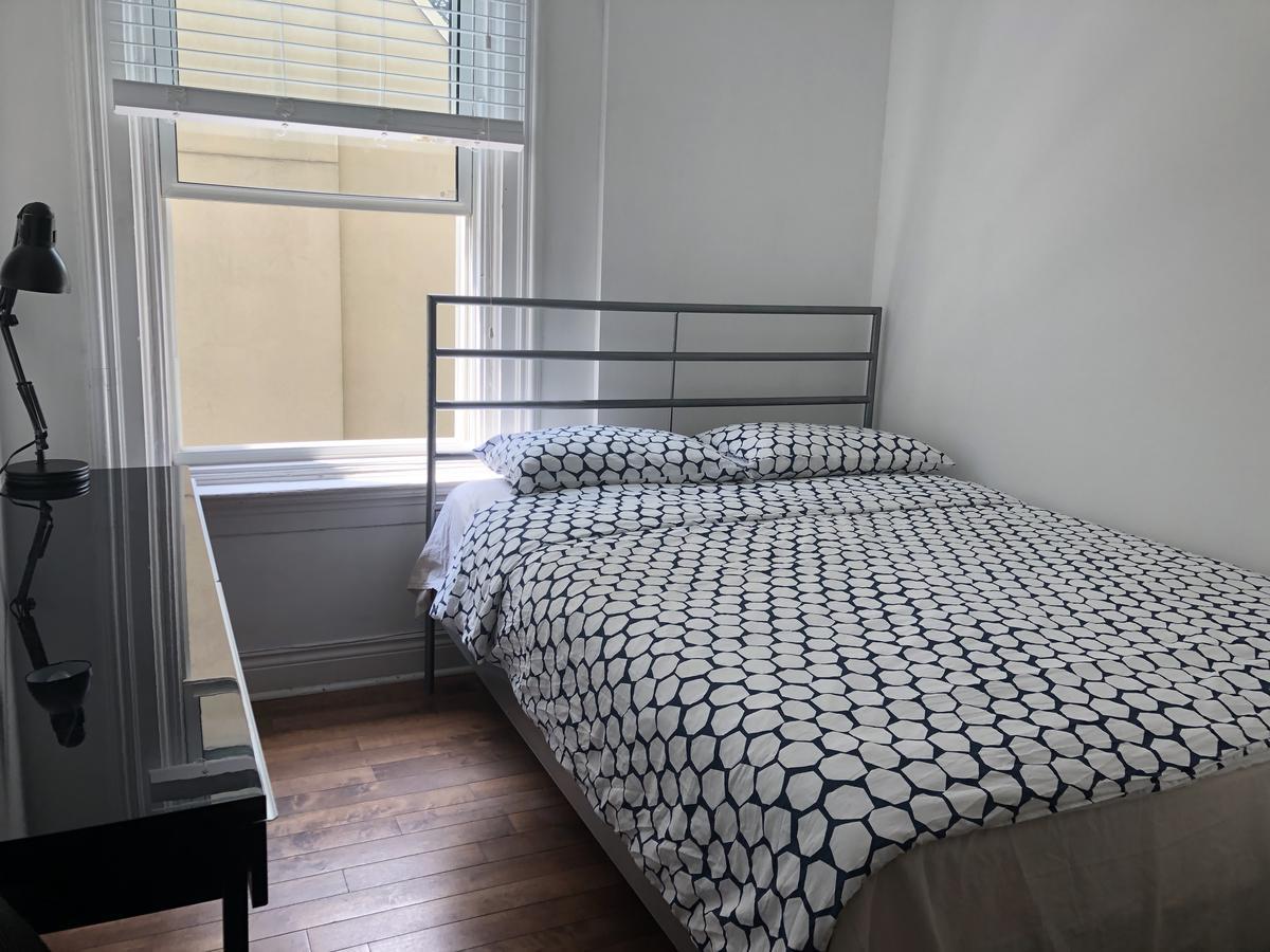 Guest House On The Carlton Street. Toronto Ngoại thất bức ảnh